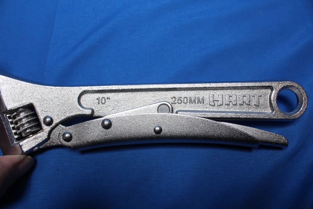 10 In. MaxGrip Locking Adjustable Wrench 85-610