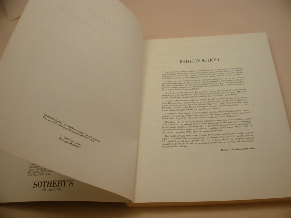 Book 2,679 – Clocks: A Guide to identification and Prices Volume 1