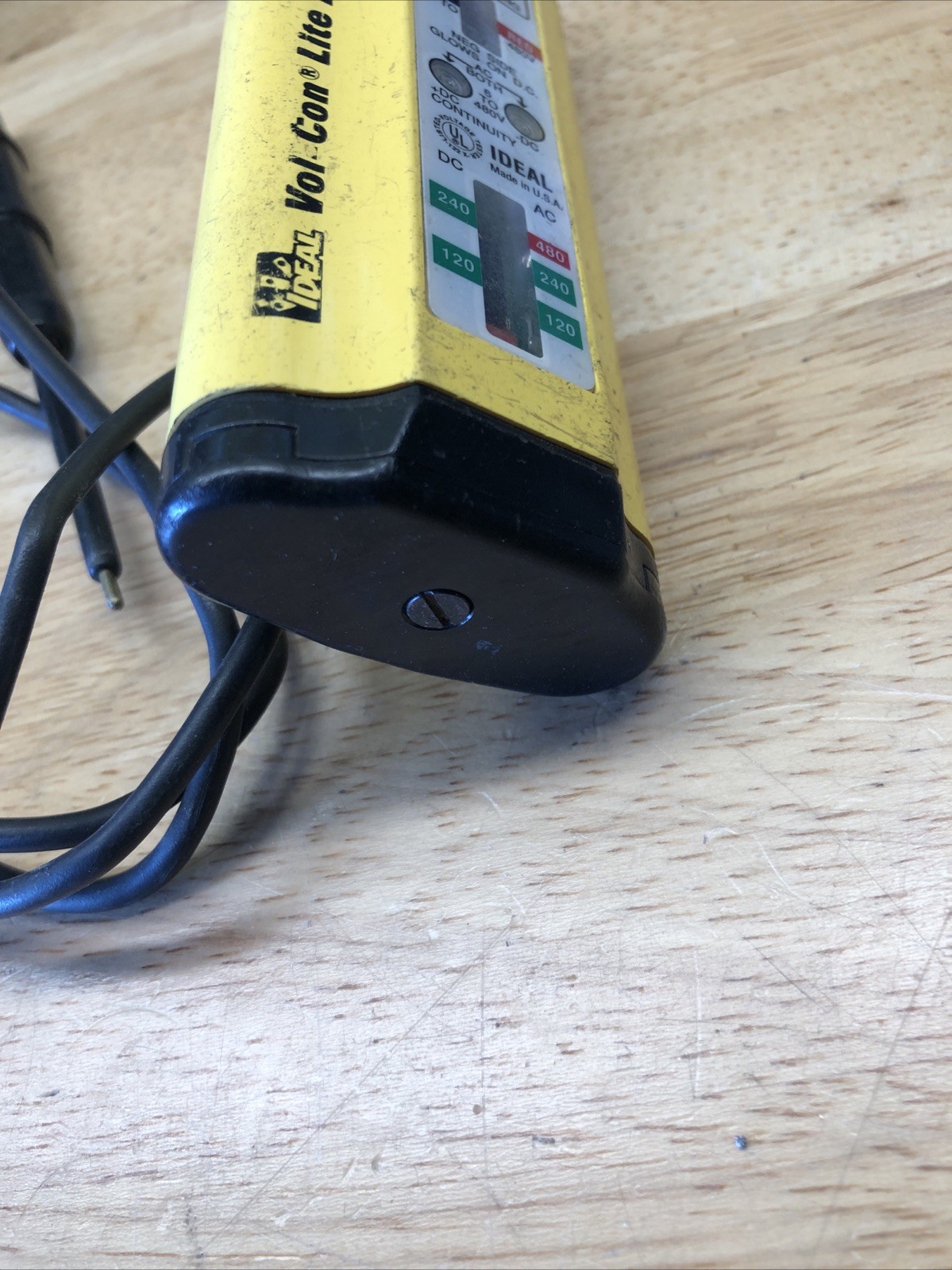 Ideal Tools VOLTAGE TESTER MODEL 61-101 Vol-con Lite Audible ‘Wiggy’ Meter