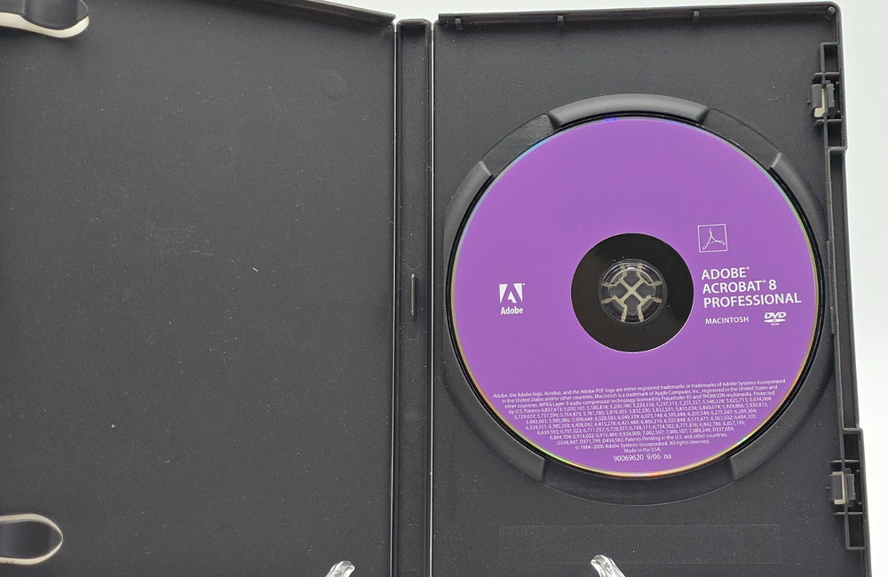 Adobe Acrobat 8 Professional installation CD with Key Code For Macintosh Tested