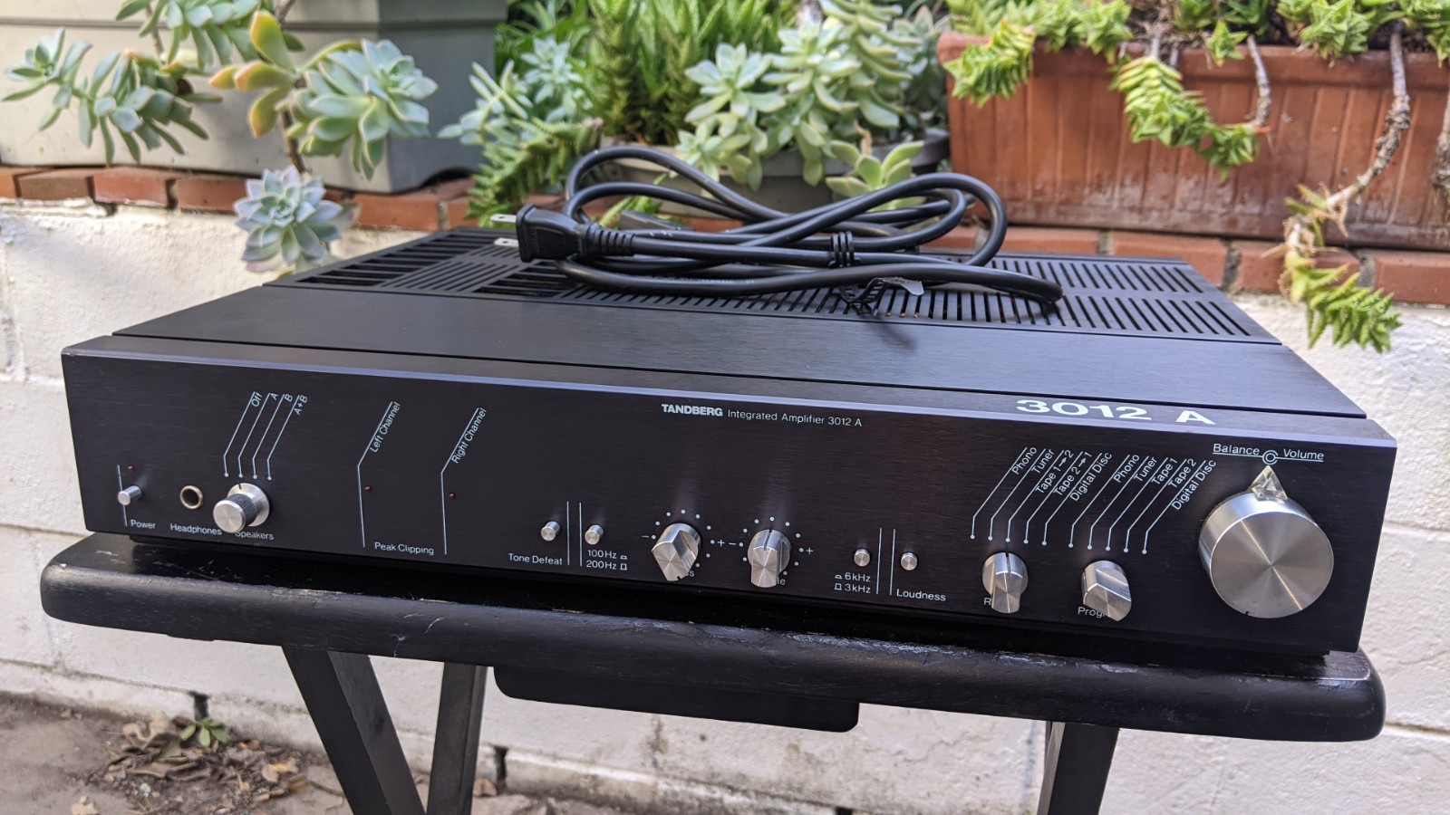 Tanberg 3012A Integrated Amplifier