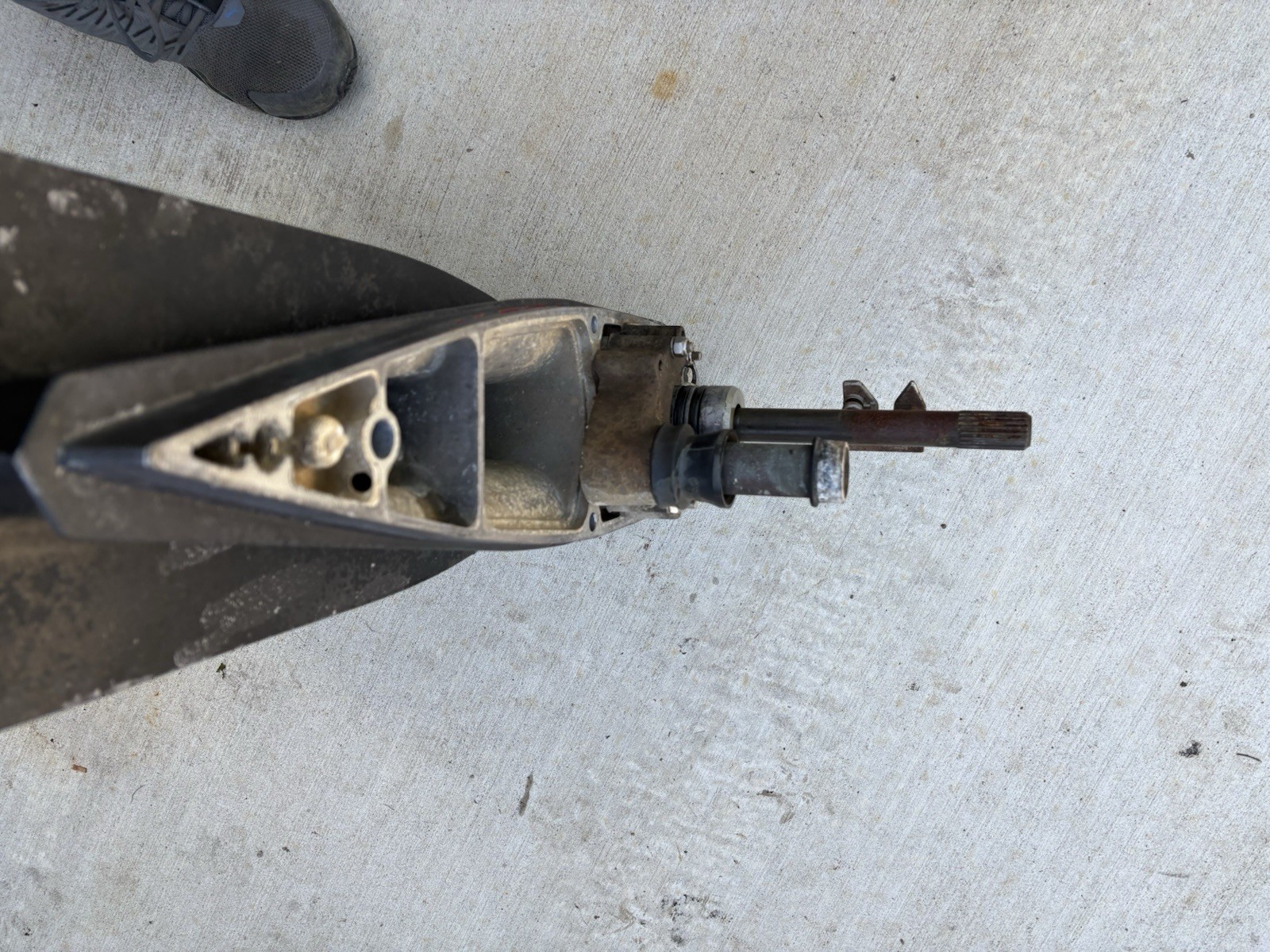 OMC Cobra Big Bore Gearcase Lower Unit 5.0L V8 1992 Model