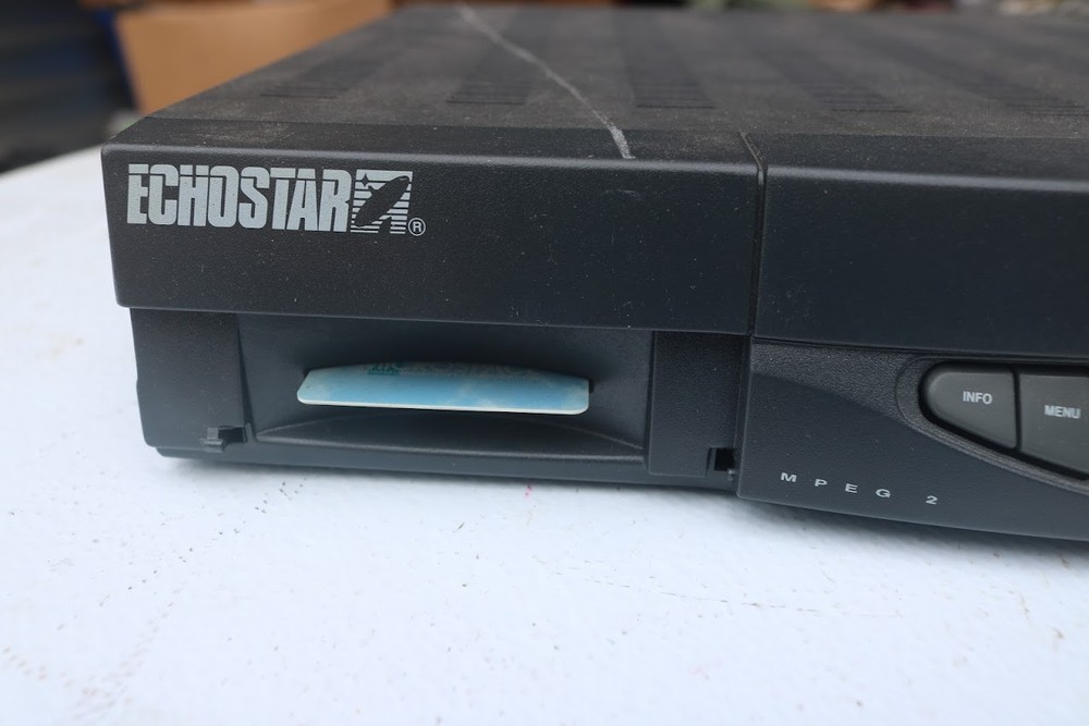 ECHOSTAR Dish Satellite TV Receiver Model 3000