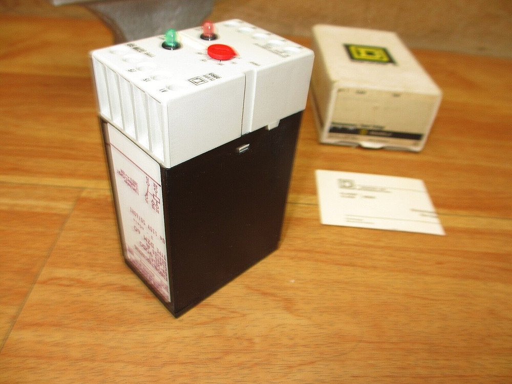 Square D 9050 DZM 60 *NEW* Time Delay Relay On-Delay