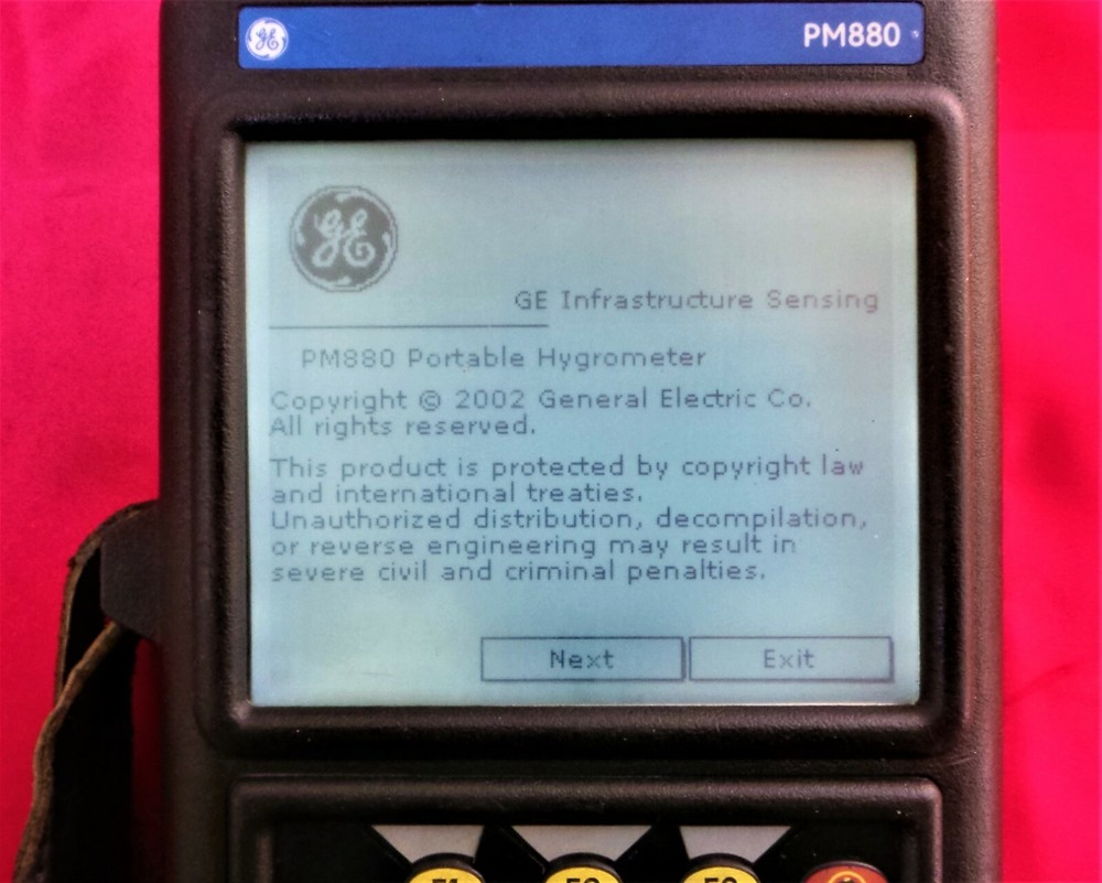 GE Panametrics PM880 Portable Hygrometer.