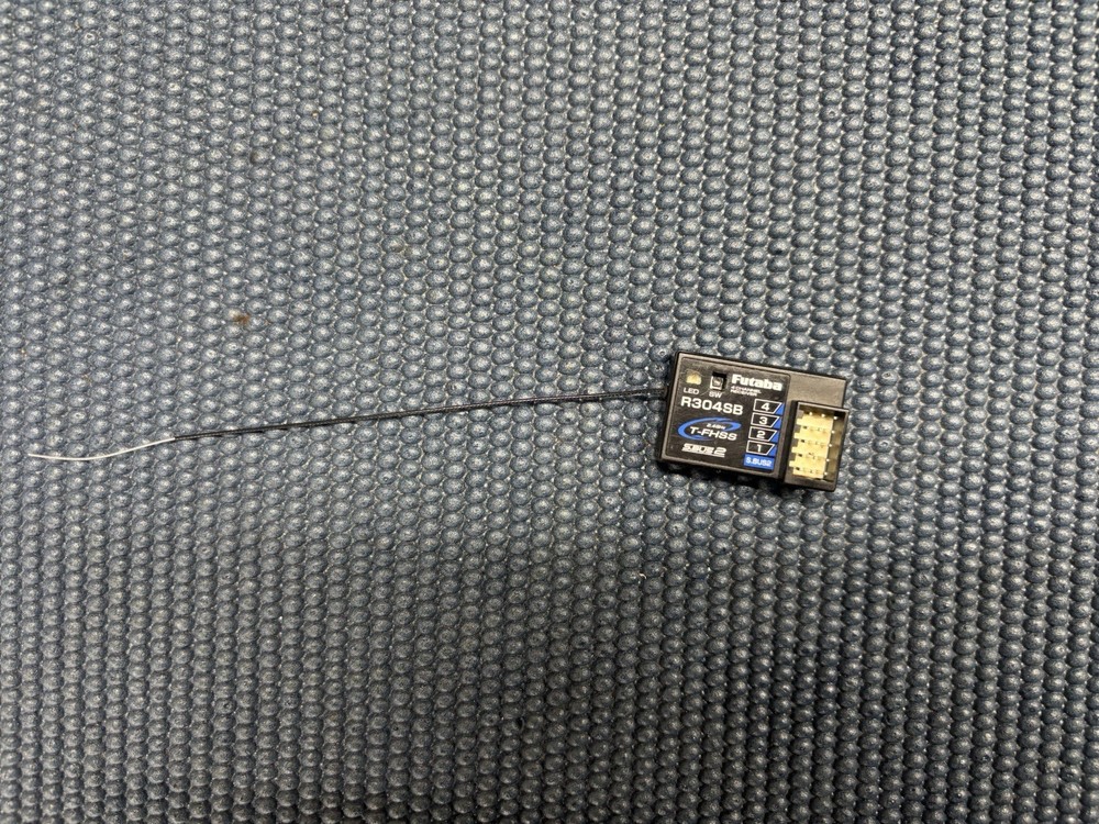 Futaba R304sb Receiver