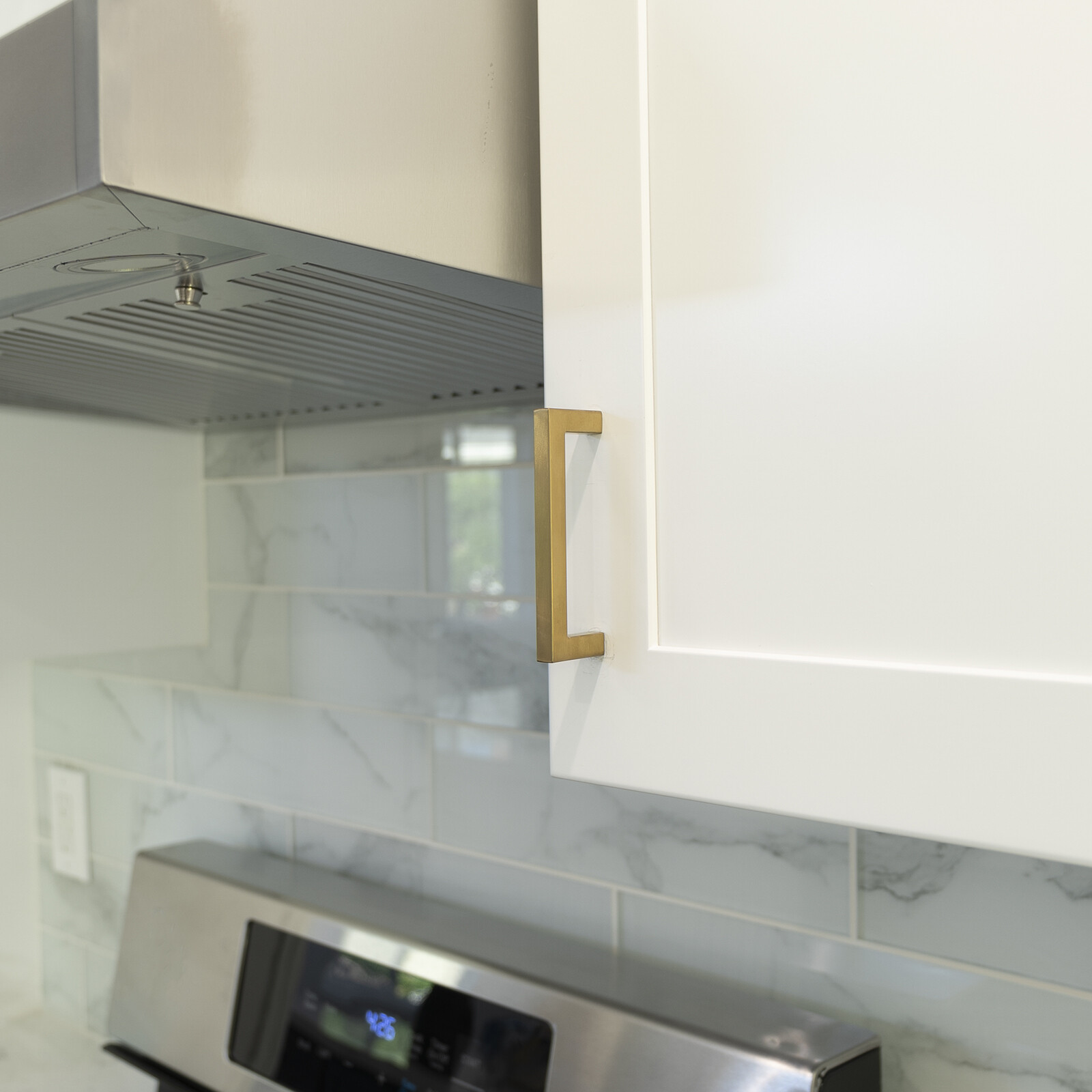 Brushed Gold Kitchen Square Cabinet Handles Drawers Pulls Knobs Stainless Steel