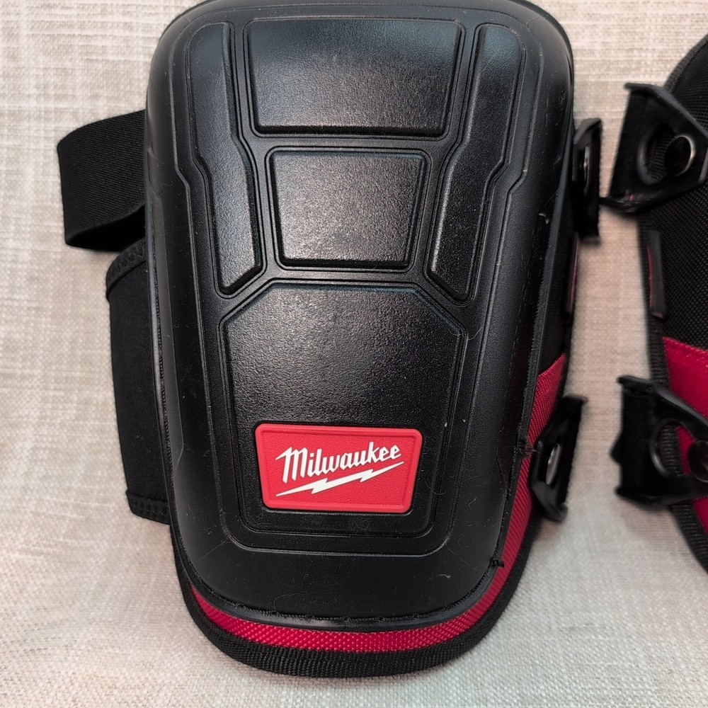 Milwaukee 48-73-6030 Performance Hard Shell Knee Pad