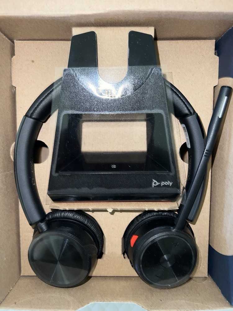 Poly Savi 7220 Office Black Wireless Headset