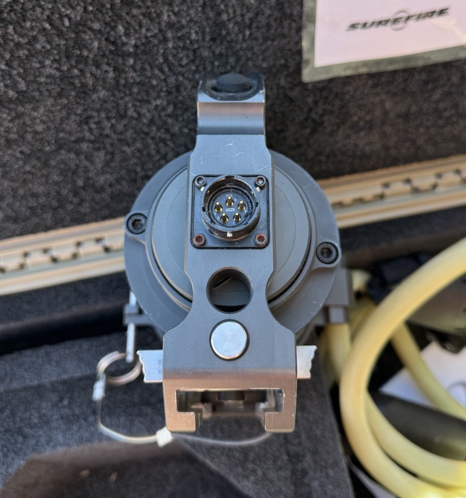 Surefire Hellfighter High Intensity Light - Combat Short Barrel Mount M87 A