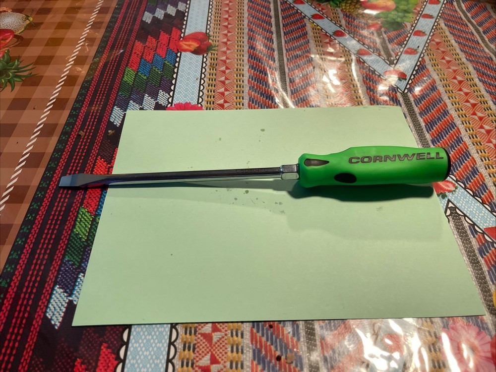Cornwell. 3/8" x 8" Flat Tip Screwdriver-Green CSD804FG