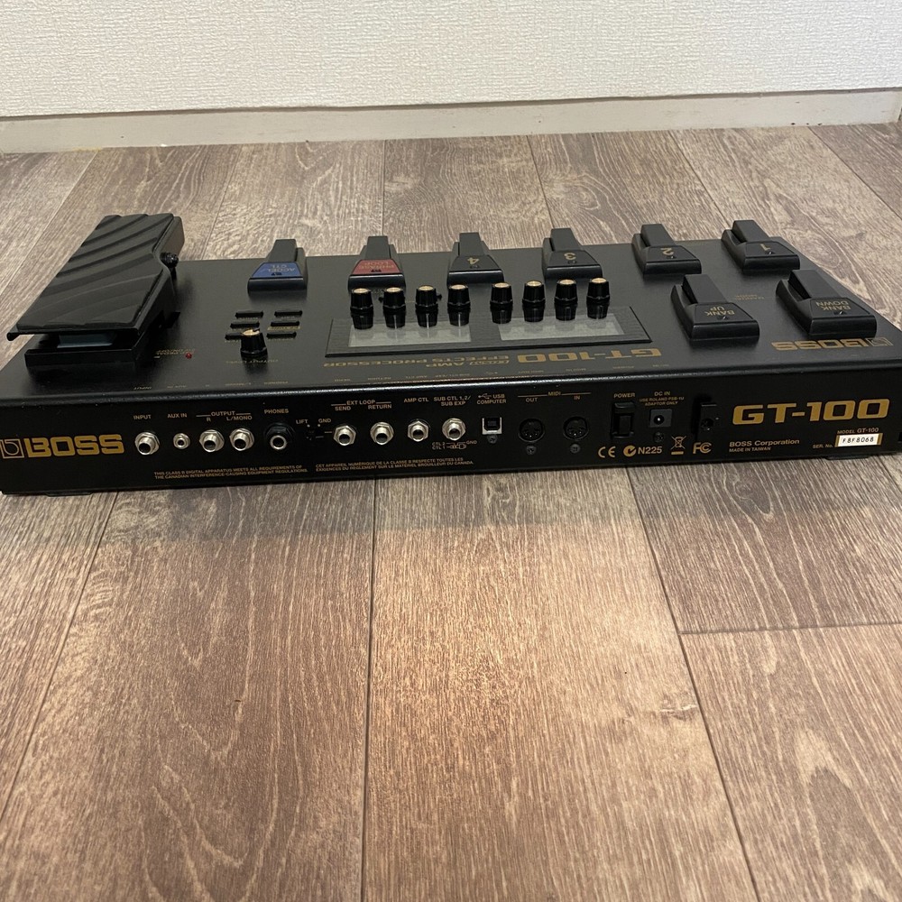 BOSS GT-100 Multi Effector Guitar Effects Processor ver.2 Used ※With AC Adapter