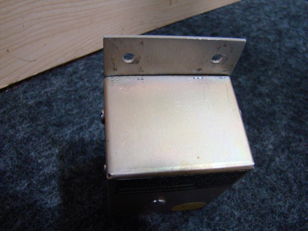 USED AVIONICS Edo-Aire Auto-Pilot Relay M: 1A526 MITCHELL