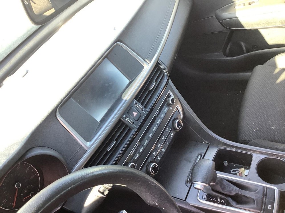 OPTIMAKIA 2018 Glove Box 4712269