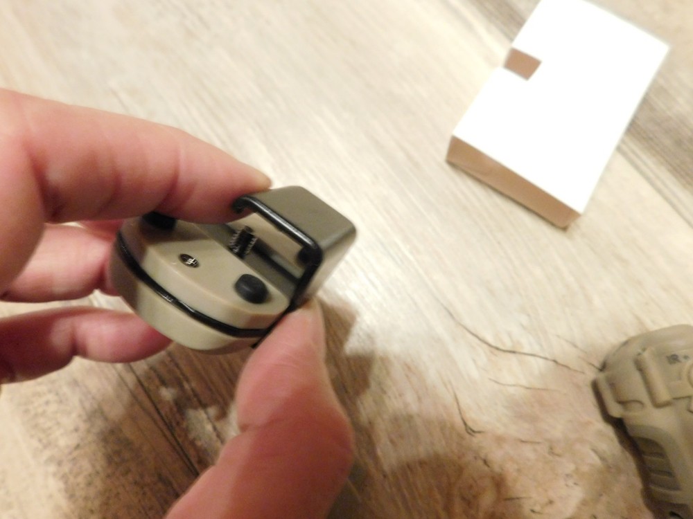 ENERGIZER HARD CASE TANGO TACTICAL HELMET LIGHT NEW