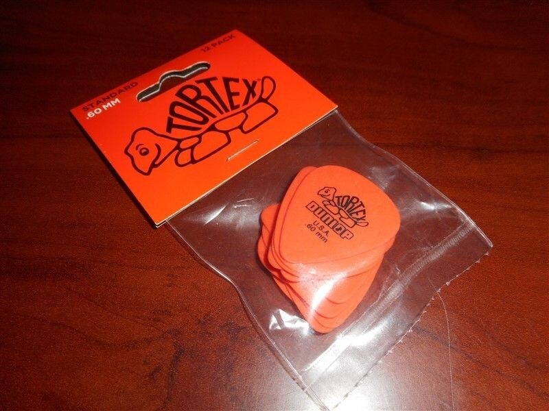 NEW Dunlop Standard Tortex Guitar Picks (12), 418P, .60mm