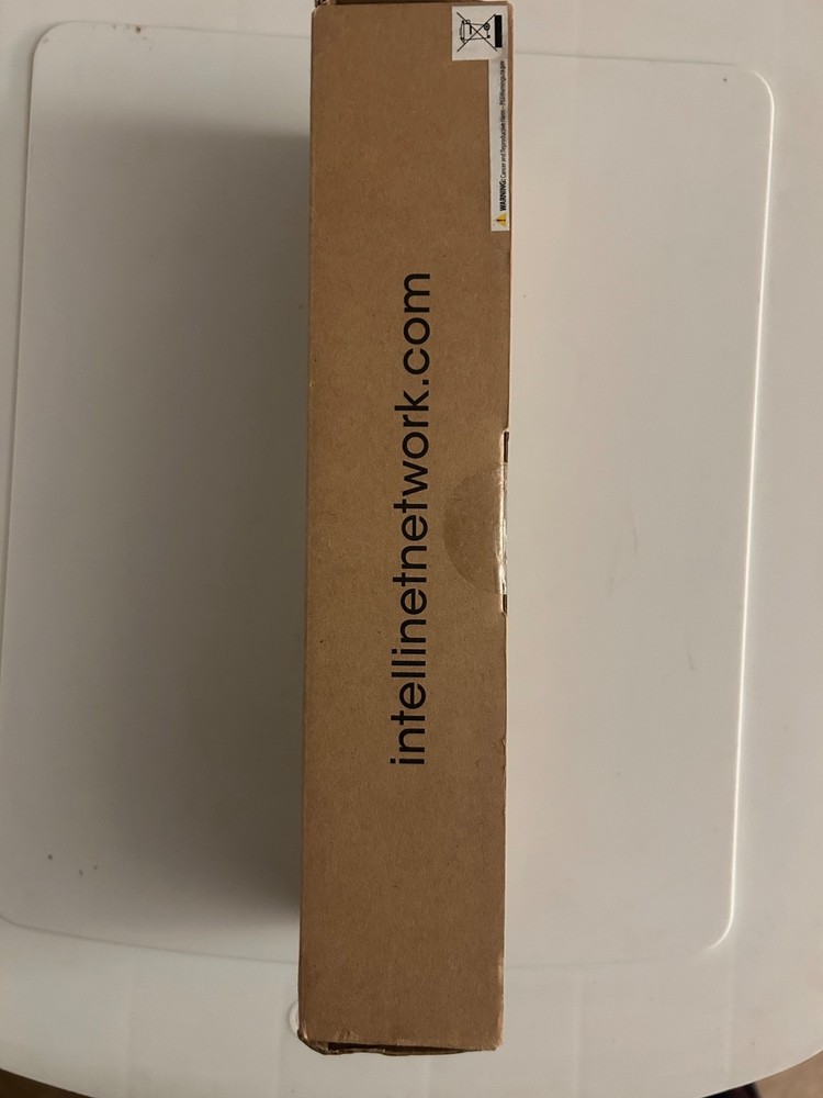 NEW Intellinet CAT5e 12 Port Patch Panel In RJ45 Surface Wall Mount Bracket