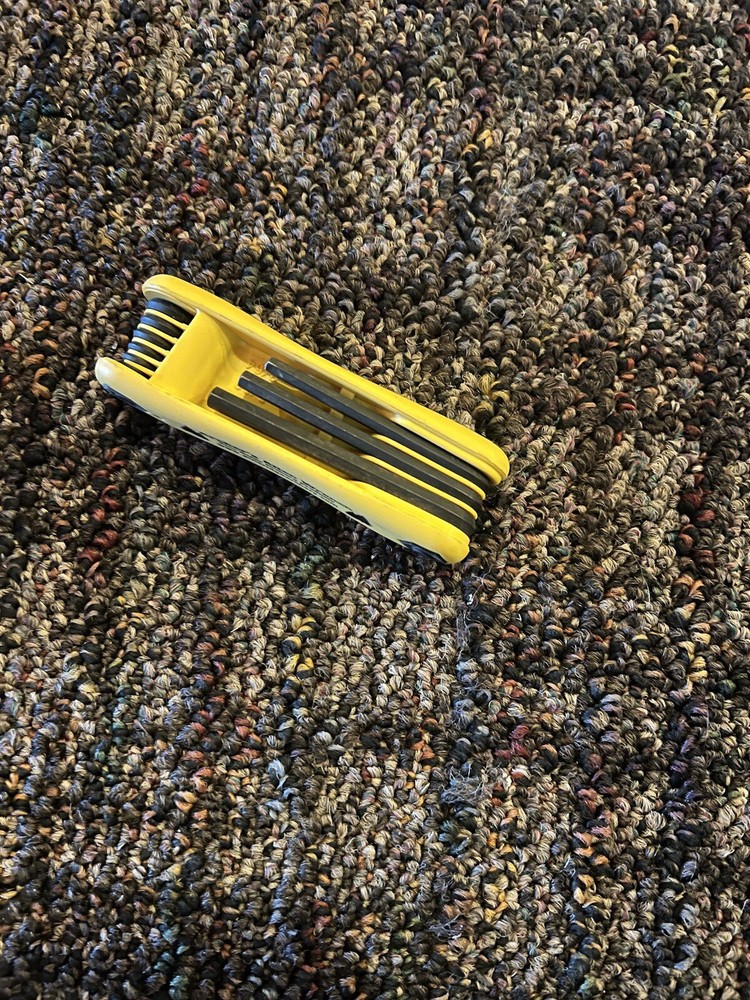 Bear Paradox Compound Bow