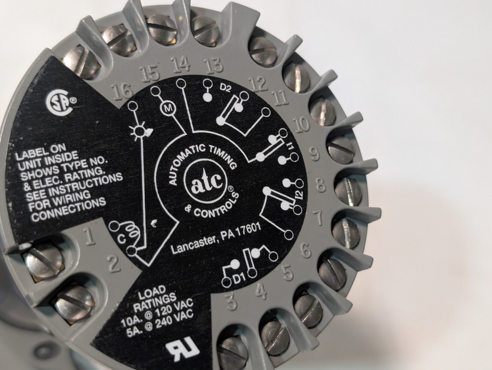 ATC Automatic Timing & Controls 325A Manual Pushbutton Digital Timer 120V, 60Hz