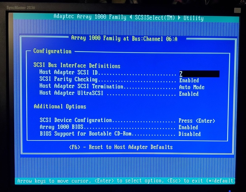 ADAPTEC AAA-132/133 PCI RAID Controller 1651606-00--POWERS UP--