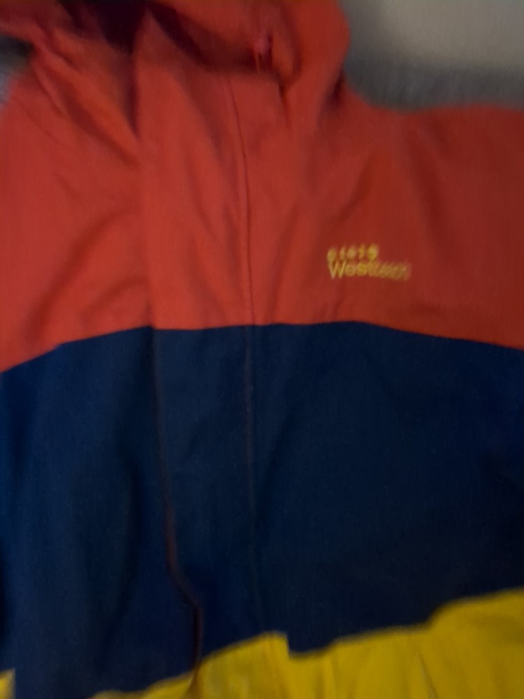 West beach Snowboard Jacket L