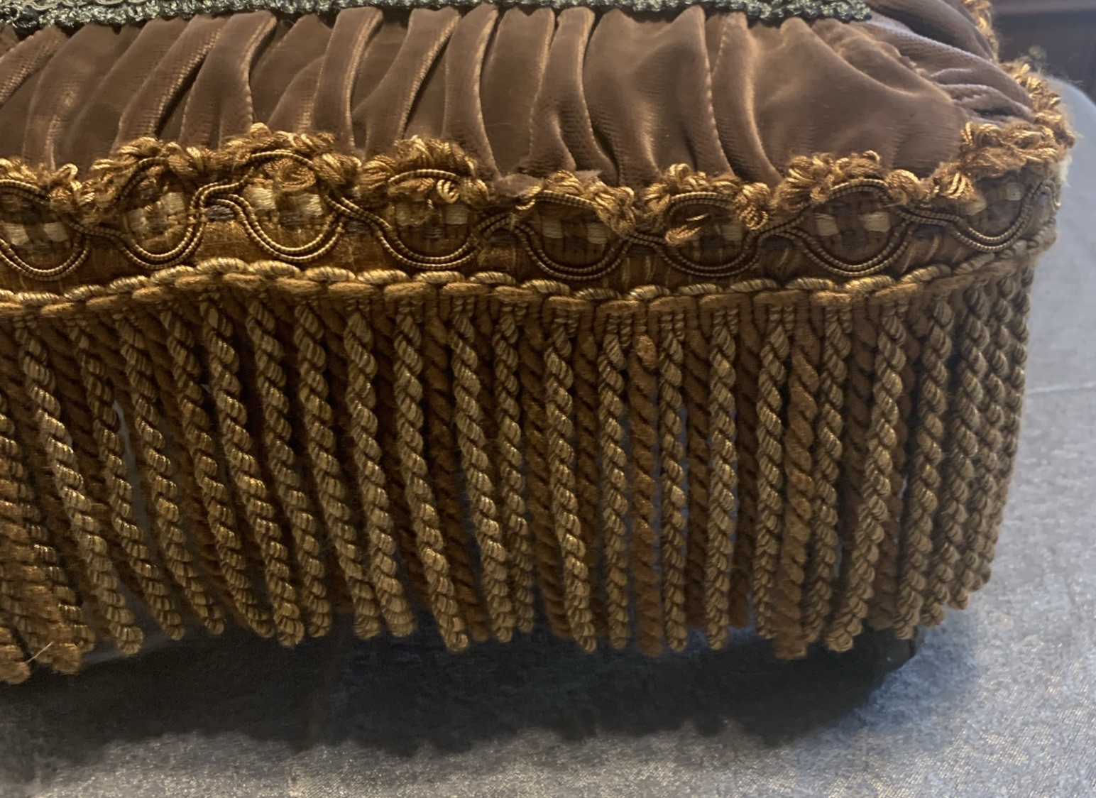 Vtg Cast Iron Ottoman Footstool w/Floral Needlepoint Design & Fringe