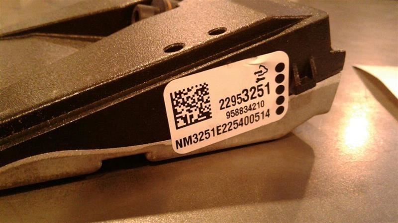 Camera/Projector Front View Camera Windshield Mounted Fits 13-14 SRX 735913