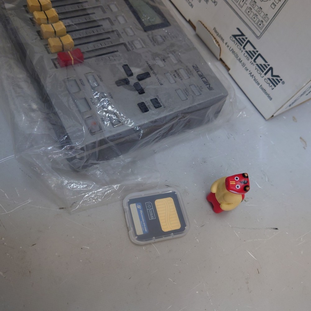 Zoom MRS4 Digital Multitrack Recording Studio with SmartMedia Card & Box Tested