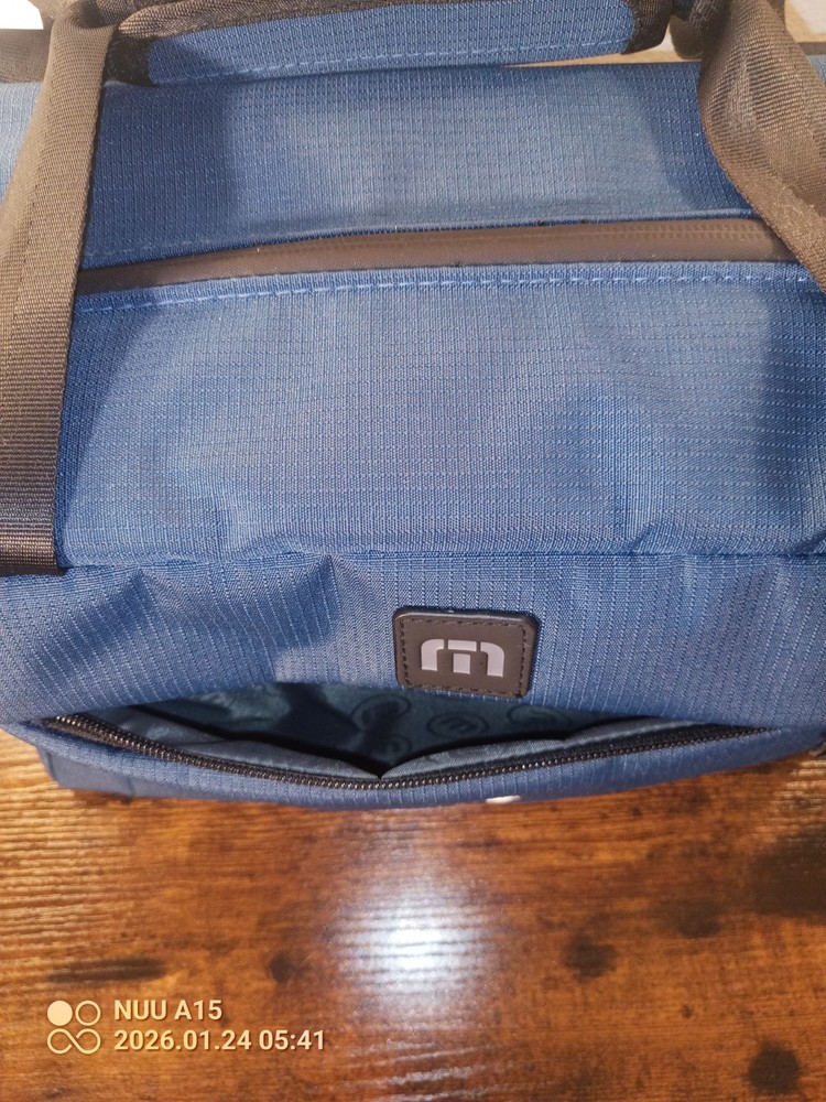 Travis Mathew Chill'n 12-can Soft Sided Cooler Embroidered ER Initials Canvas