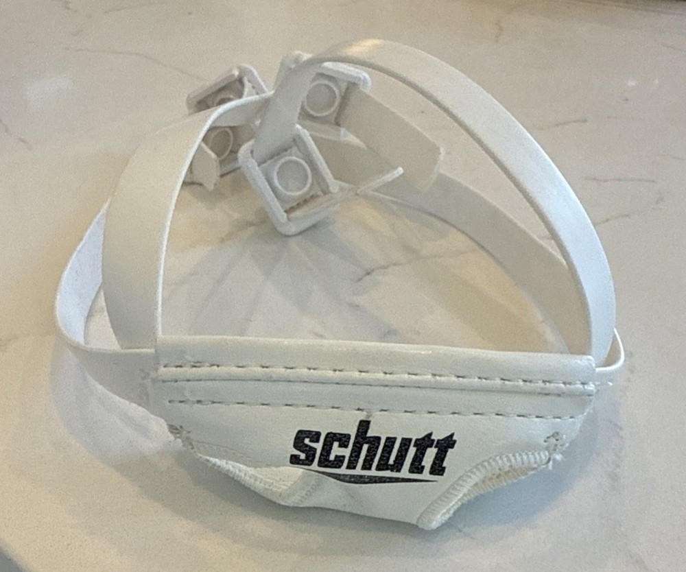 SCHUTT 4 POINT DEEP CUP CHIN STRAP (SOFT)