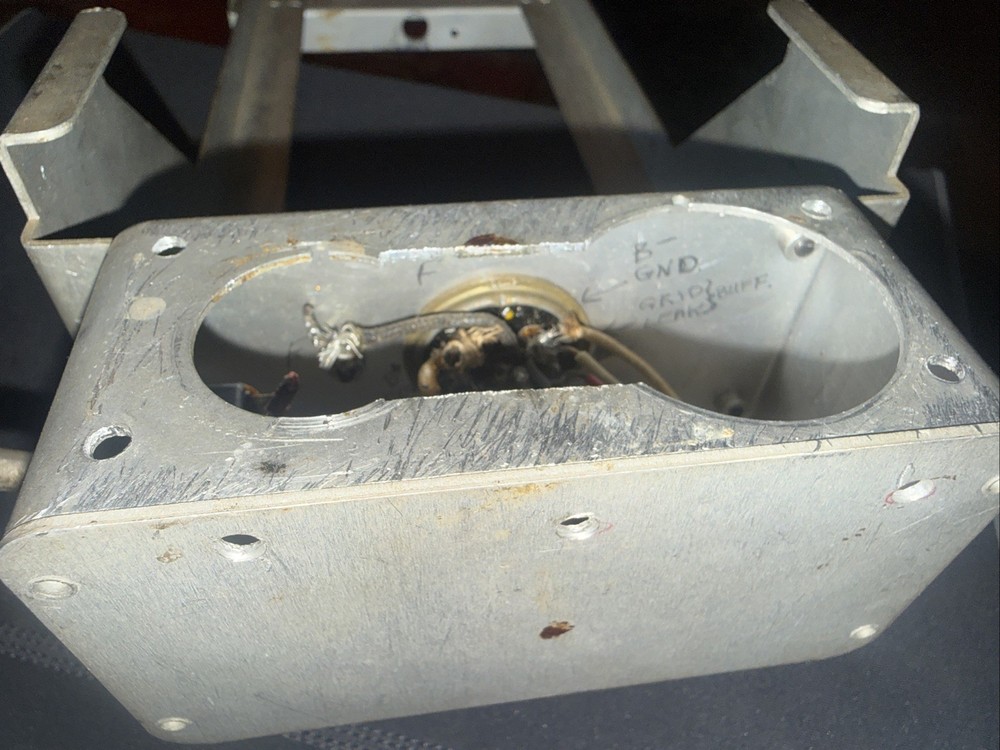 ARC-5 Command Set Transmitter Mount WWII Aircraft Bomber FT 234 A Rack