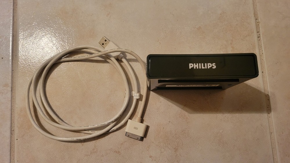 Philips IPOD Base and Cable