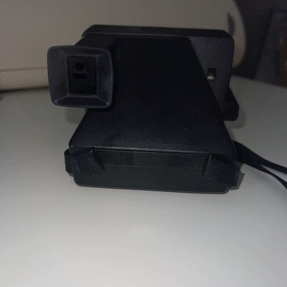 Polaroid Autofocus 660 Land Camera