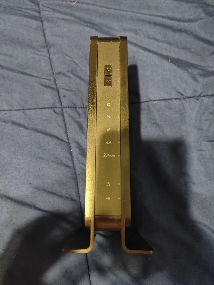 NETGEAR C3000 Modem Router
