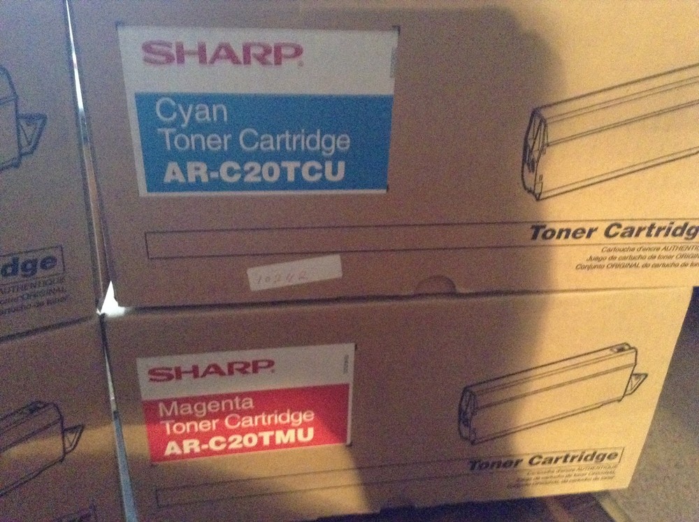 Sharp toner cartridge set