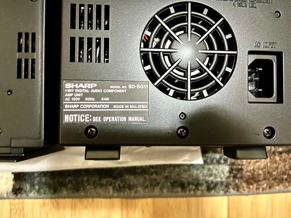 SHARP SD-SG11 Mini Component System CD/MD Player Tuner NM