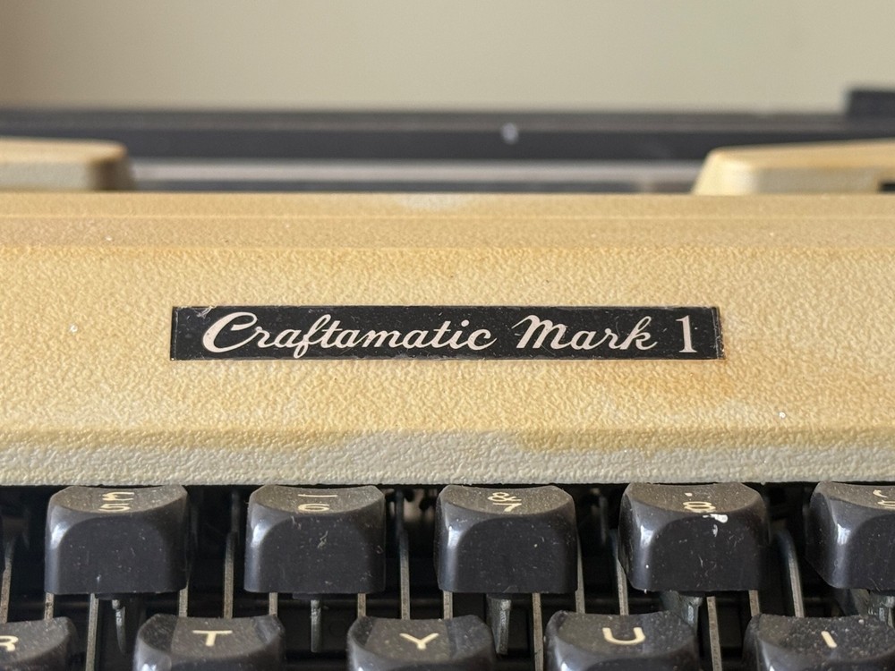 Typewriter Craftmatic Mark 1