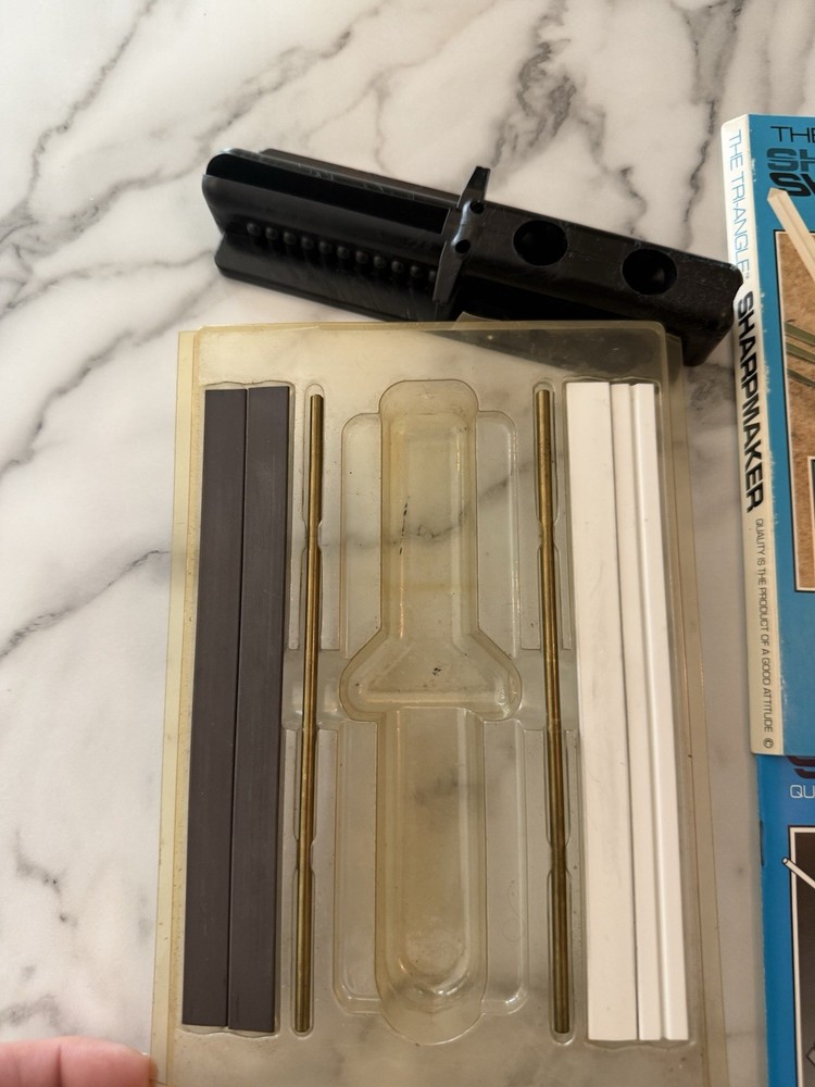 Vintage Spyderco Sharpmaker Sharpener