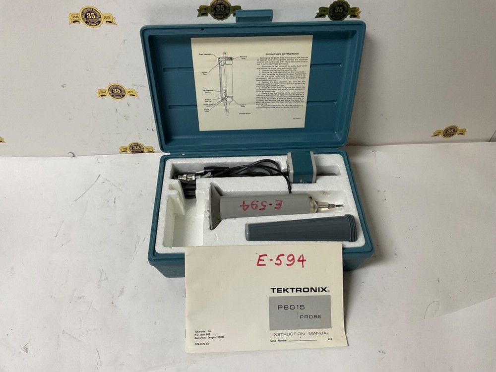 TEKTRONIX P6015 High Voltage Probe case & manual.