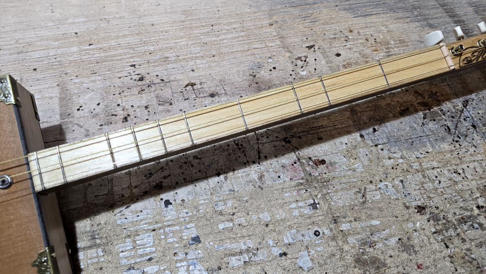 dulcimer cigar box guitar 3 strings Matteacci's