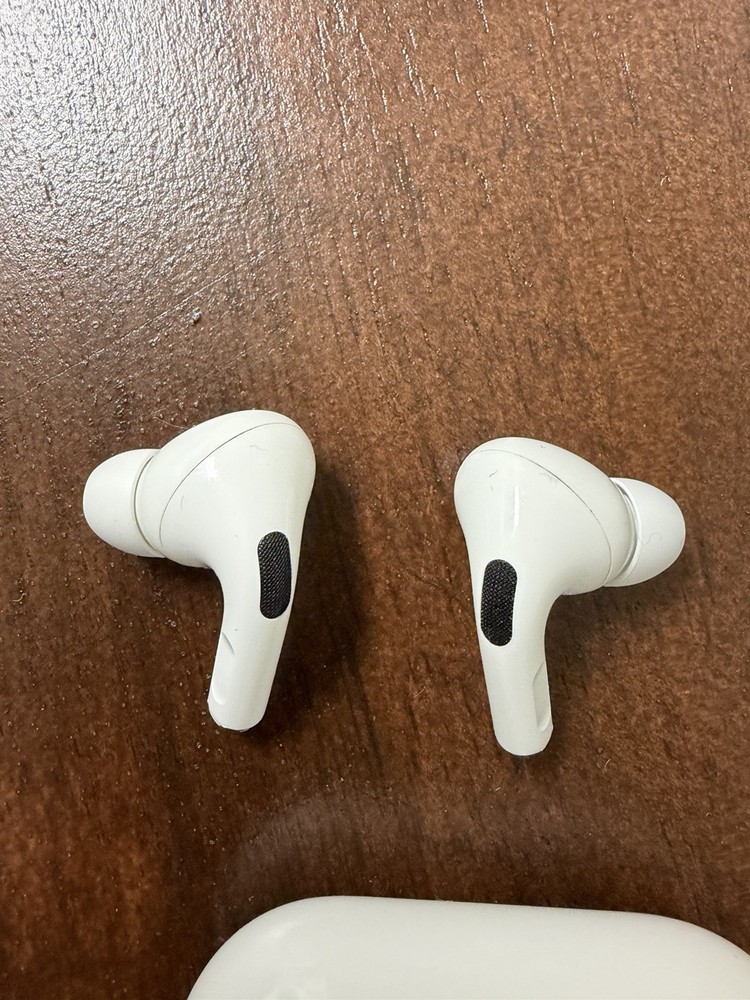 Apple AirPods Pro 1st Gen Wireless Headphones Model A2190