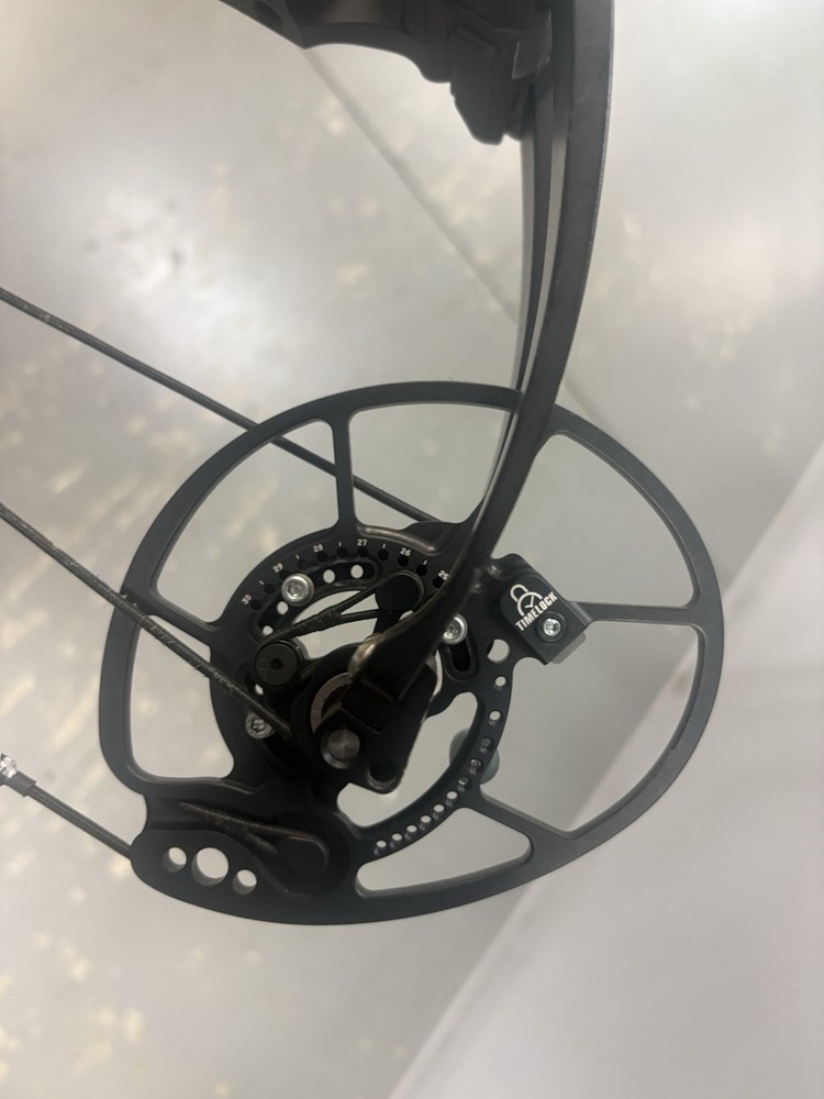 Bowtech Virtue 70# RH Black. System X Strings Bow Is Very Clean Was My Personal
