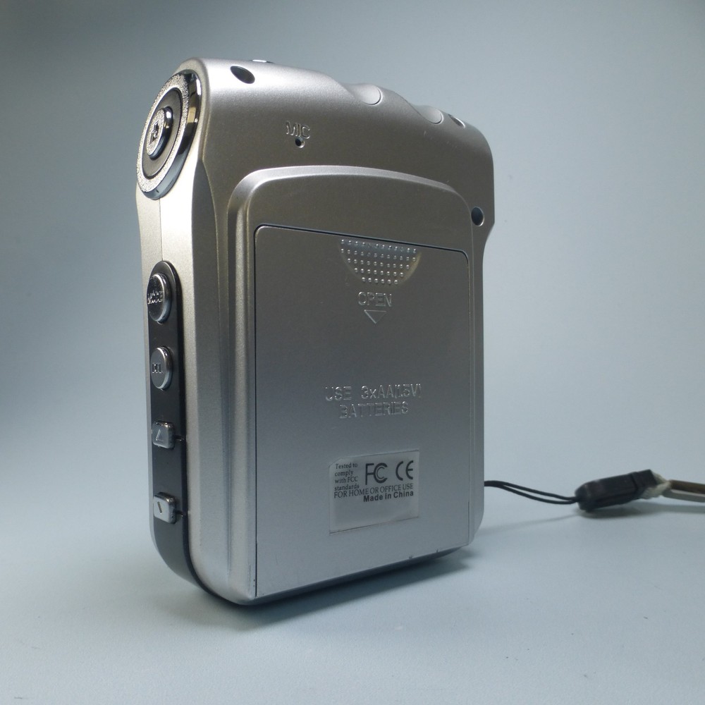 Digital Concepts Handheld Compact Digital Video Recorder Silver Tested