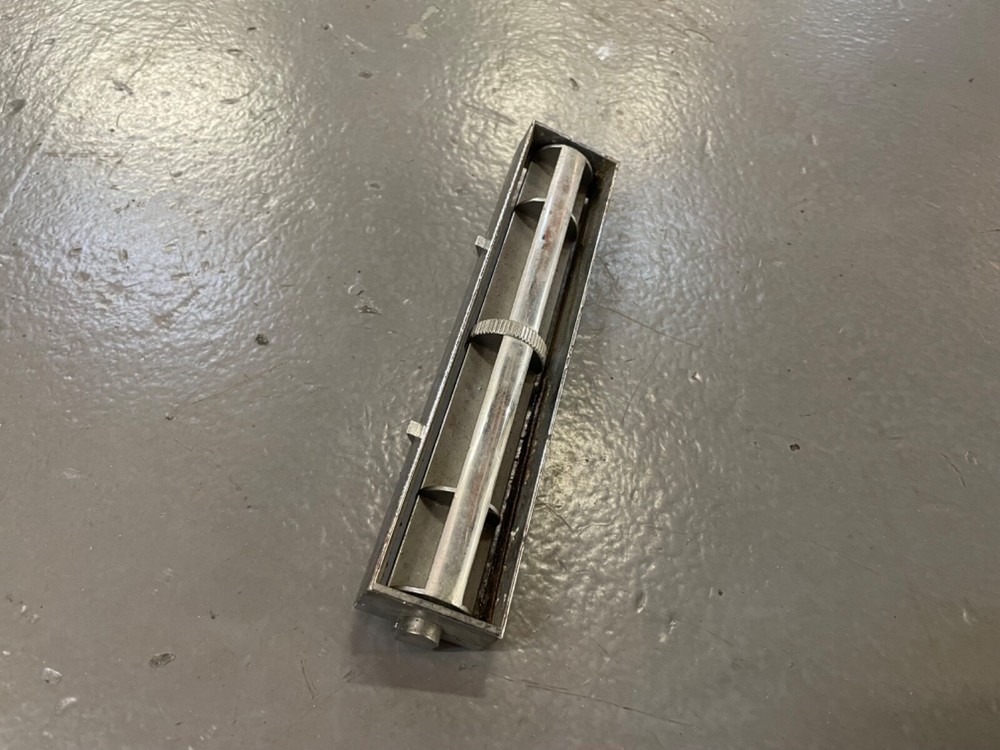 68 ONLY C3 Corvette Centre Duct Chrome Vent With A/C