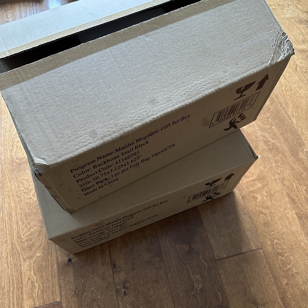 Bulk 20 Count Large Magnetic Gift Boxes (2 DAMAGED) - Backbone Trail Black