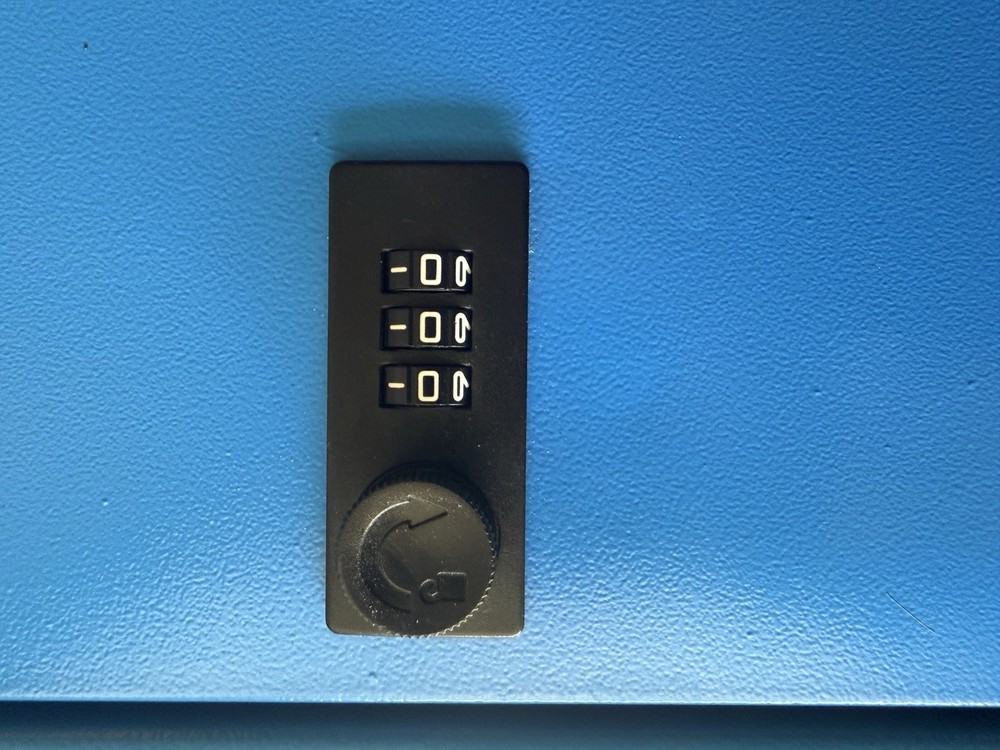 Key Storage Lock Box with Code, Locking Key Cabinet, 40 Key Holder Wall Mount