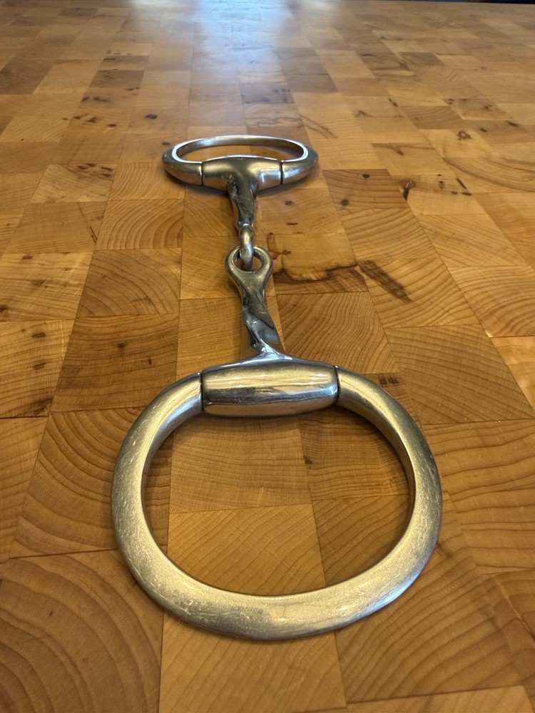 Coronet 5 1/2” Slow Twist Eggbutt Snaffle Bit