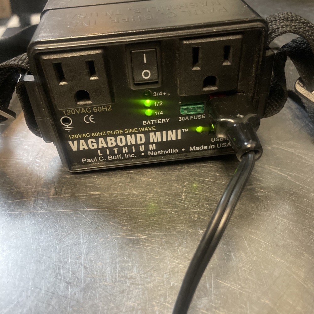 Paul C Buff Vagabond Mini Battery Pack Working!!