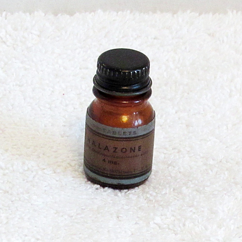 Halazone WW2 U.S. Army Military Collectibles G.I. Water Purification Tablets