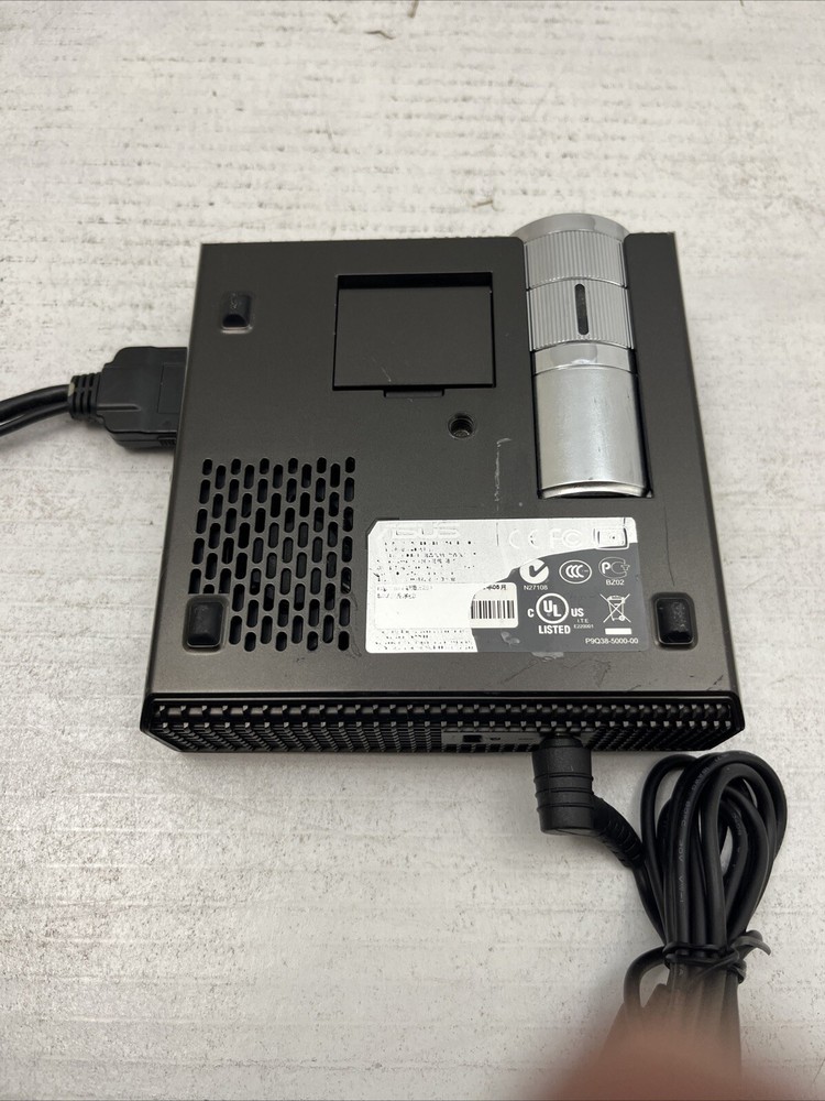 Asus P1 LED Portable Projector Great Working Order